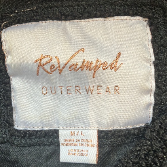 Revamped, outerwear size medium large zip up jacket - Picture 3 of 4